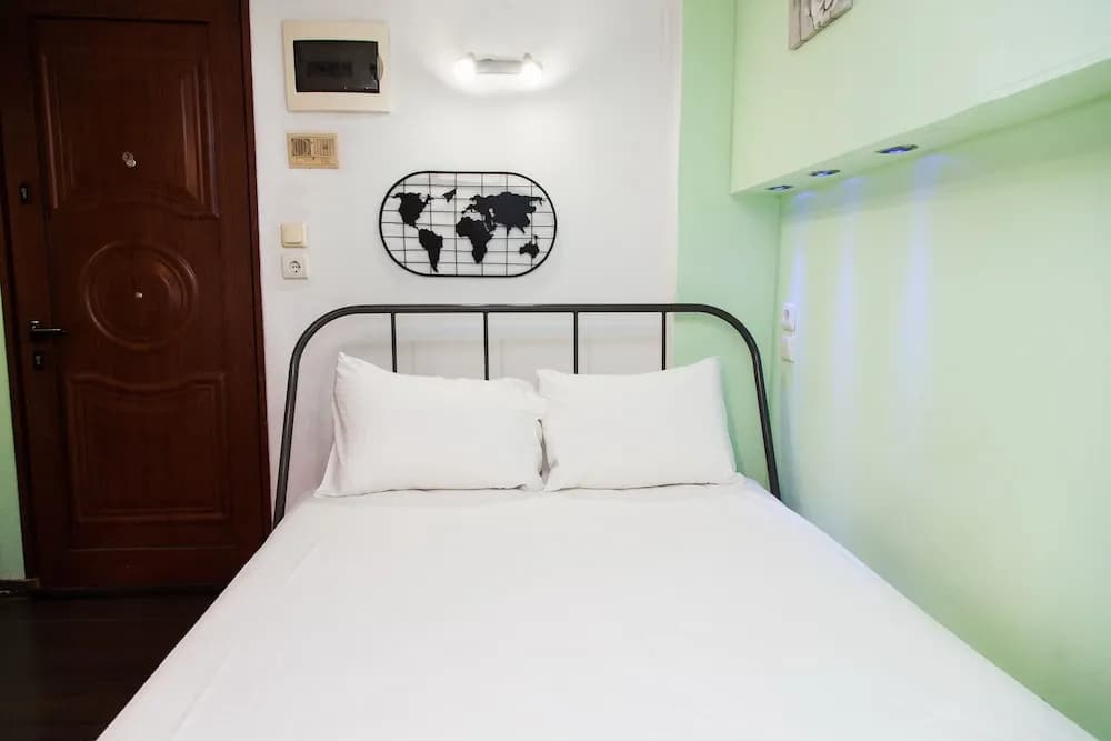 Cozy studio in keramikos - photo 4