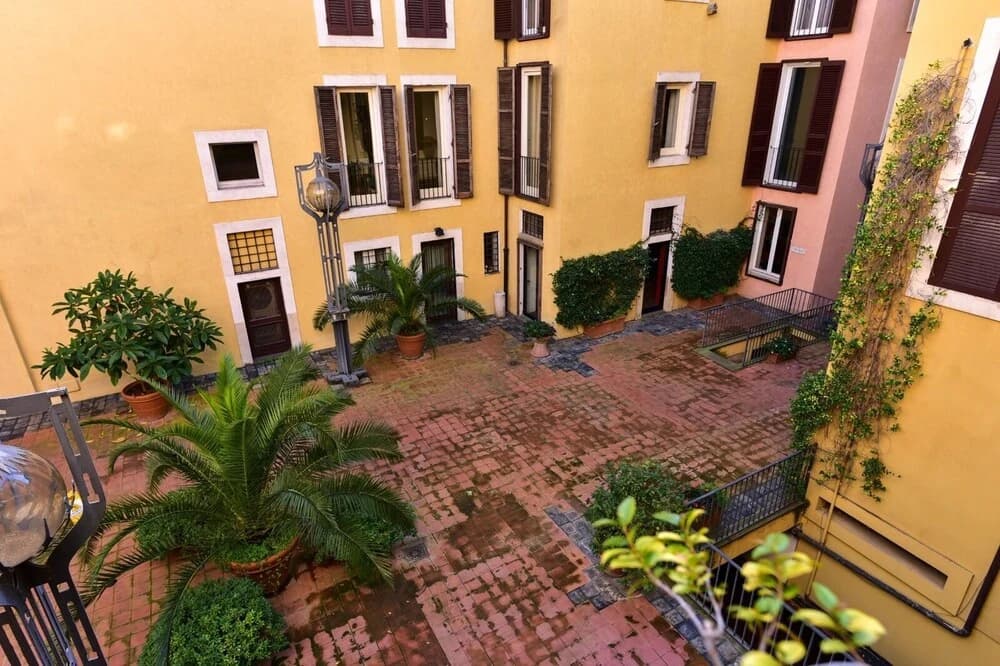 Elite Rome Apartments - main photo