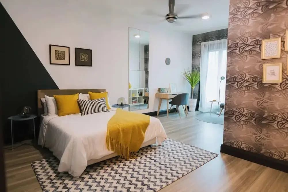 Spacious Luxury 6BR Home in Kemensah, KL - photo 26