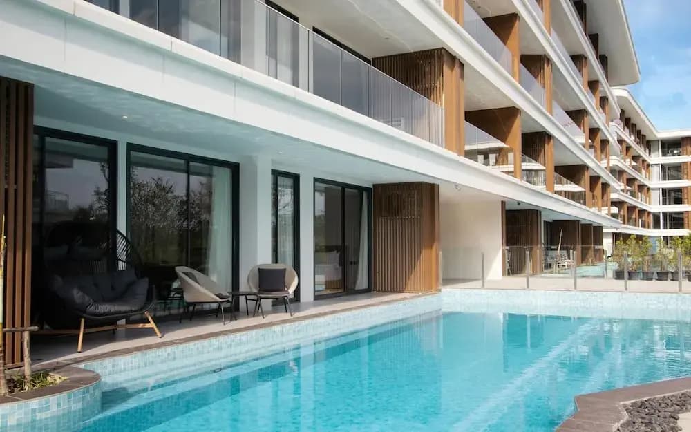 189/222 3BR Beachfront Luxe Pool Access - photo 12