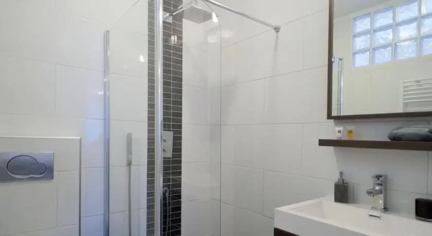 Amsterdam Suite 2 Stay - photo 4
