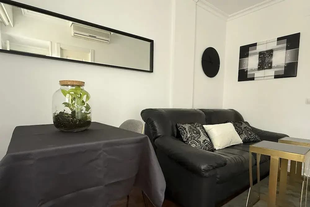 M Lho123hap Alquiler Mensual Piso 1 Dormitorio e - photo 1
