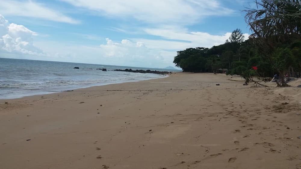 Lanta School Beach Resort - photo 20