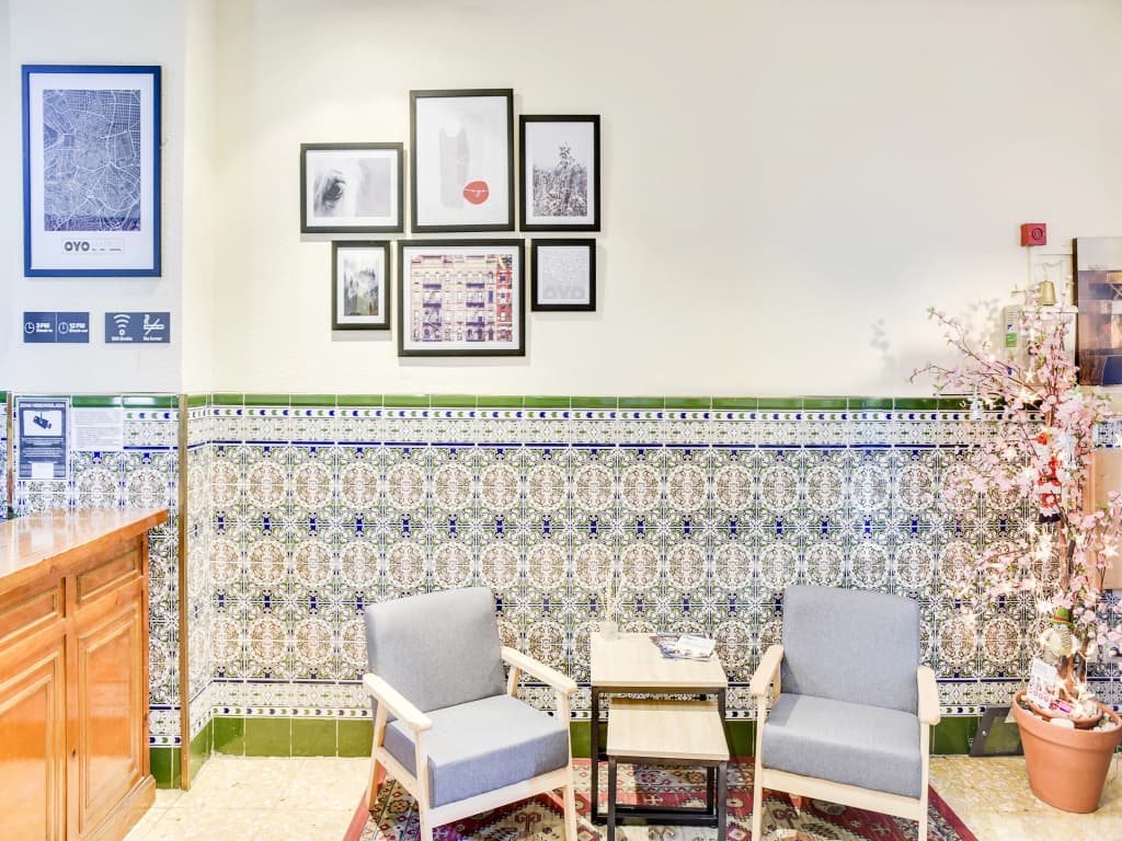 Hostal Carabanchel - photo 2