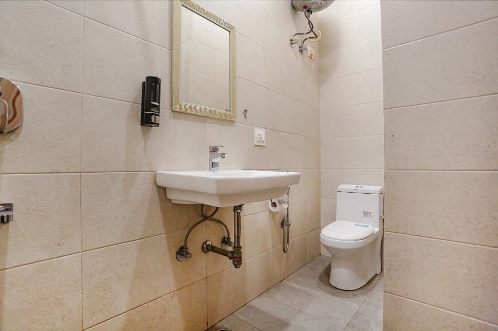 FabHotel GK Residency - photo 9