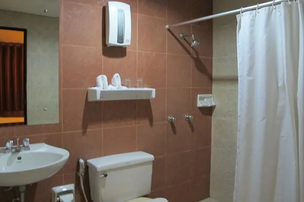 Travel Lodge Suriwongse - Adult only - photo 8