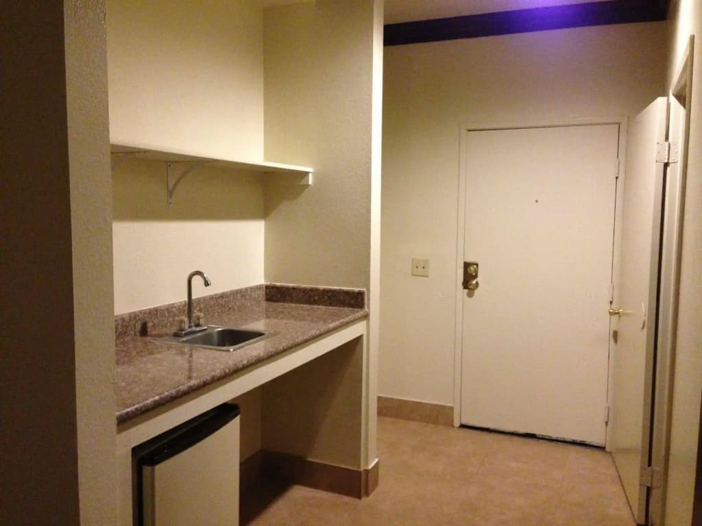 Crescent Inn - photo 14