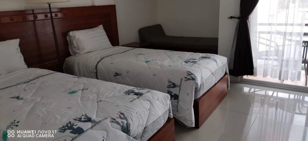 Sure Guesthouse - photo 3