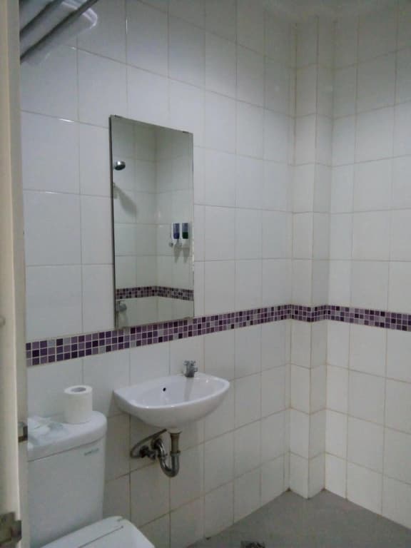 Ethan Hotel - photo 8