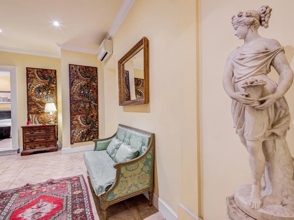 RSH Augustus Luxury Apartment - photo 11