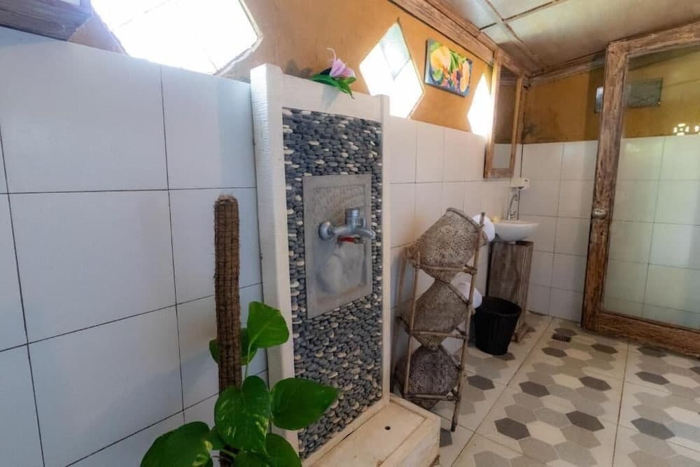Two Bedroom Bungalow - photo 6