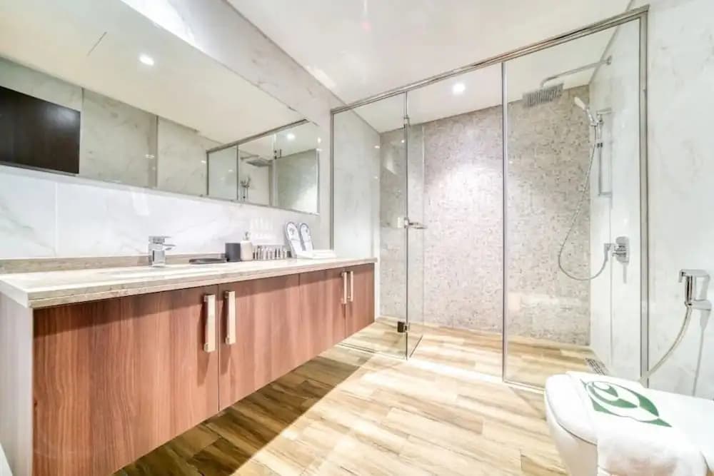Stunning J-One Tower Studio - photo 7