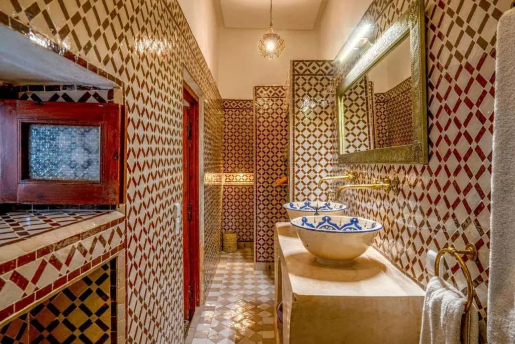 Riad Nora - photo 27