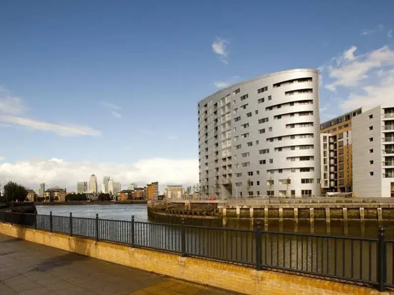 Apple Apartments Greenwich - photo 10