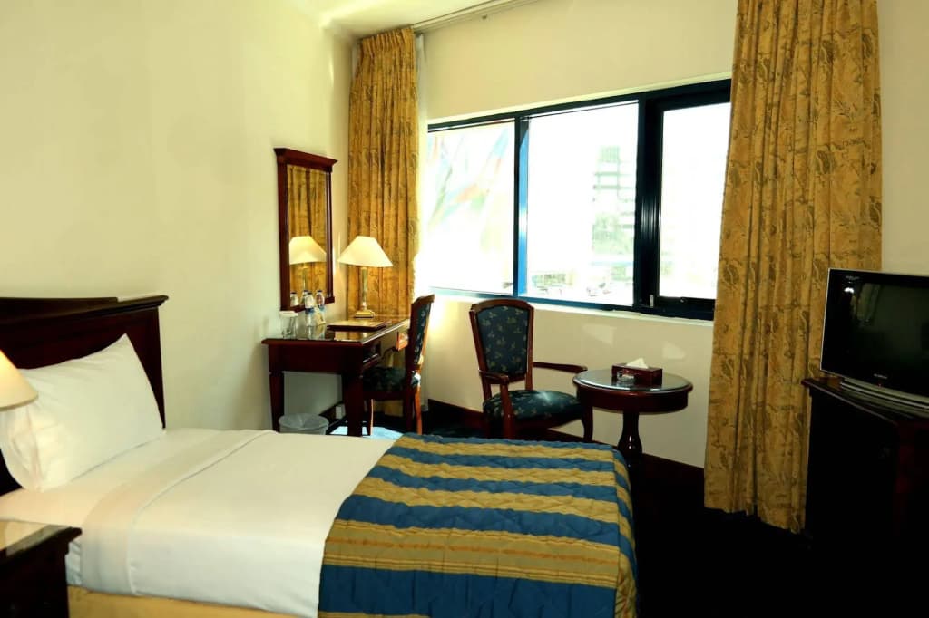 York International Hotel - photo 4