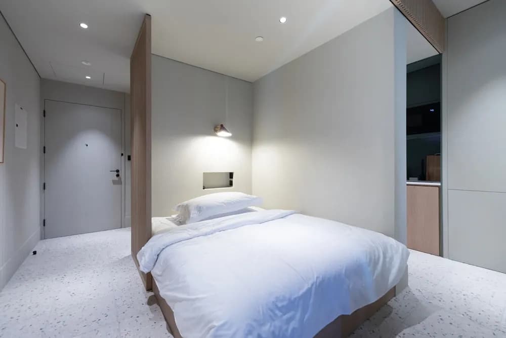 Modern Studio at Upside Living With Burj Views - Business Travelers - photo 1