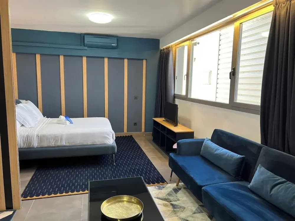 Modular Suites Alfonso Gomez - photo 1