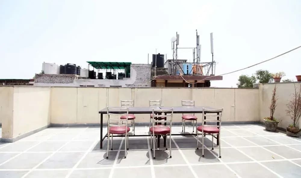 Hotel Krishna Plaza - photo 15