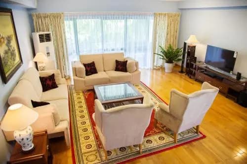Mayfair Serviced Apartments - photo 1