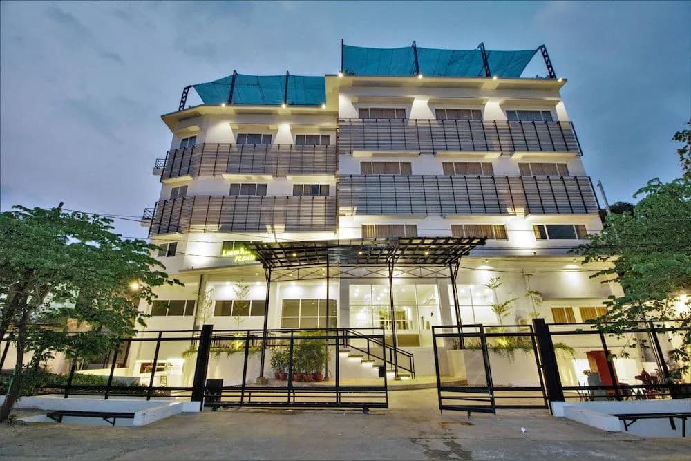 Lenna Residence Premiere - main photo