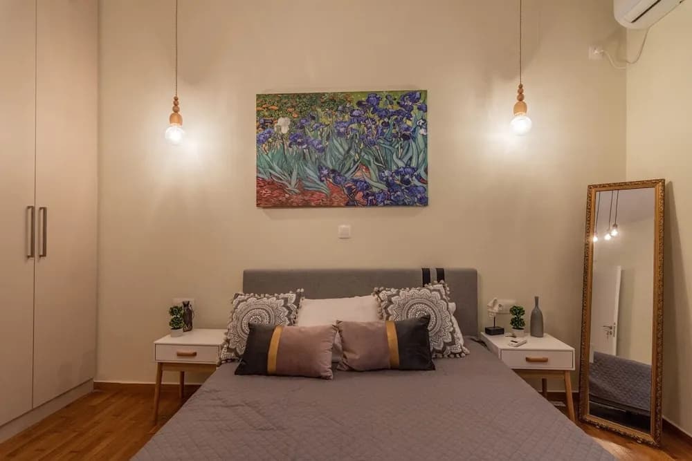 Prime 2BR Apartment Next to Kallimarmaro Stadium - photo 5