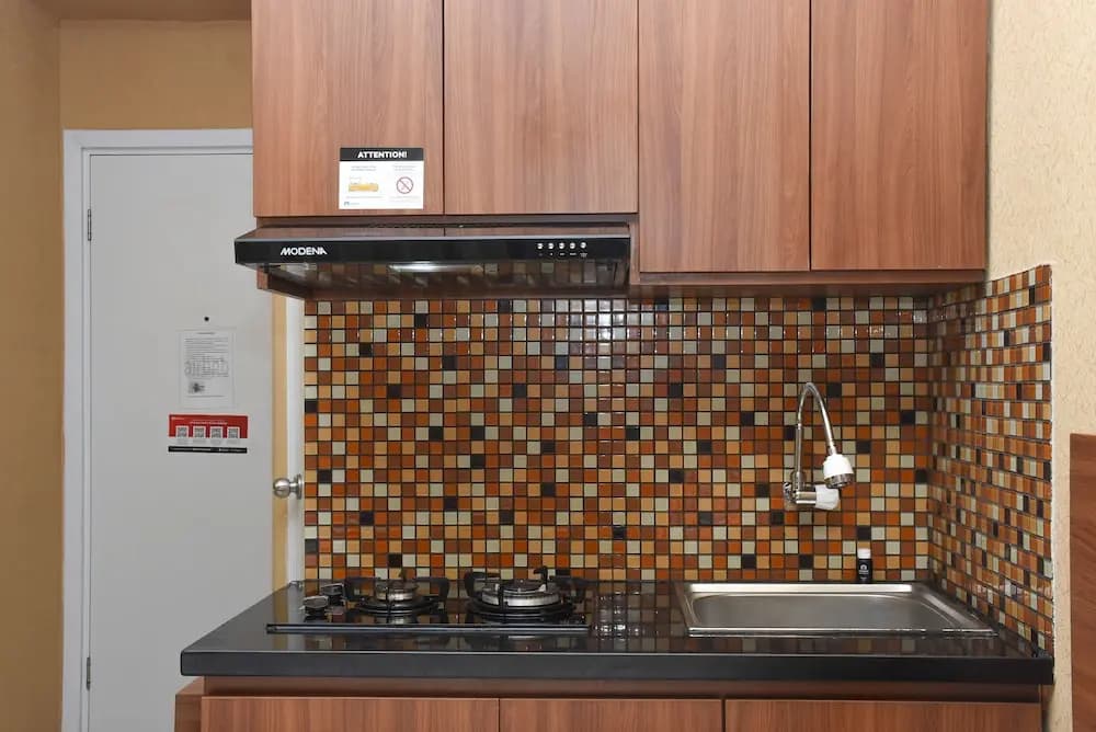 Good Choice Studio at Green Pramuka Apartment near Shopping Center - photo 13