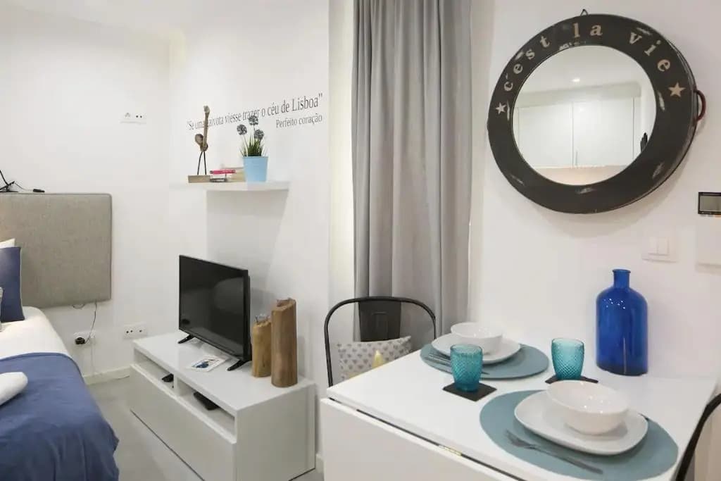 Central Navy Studio by Timelystay - photo 2