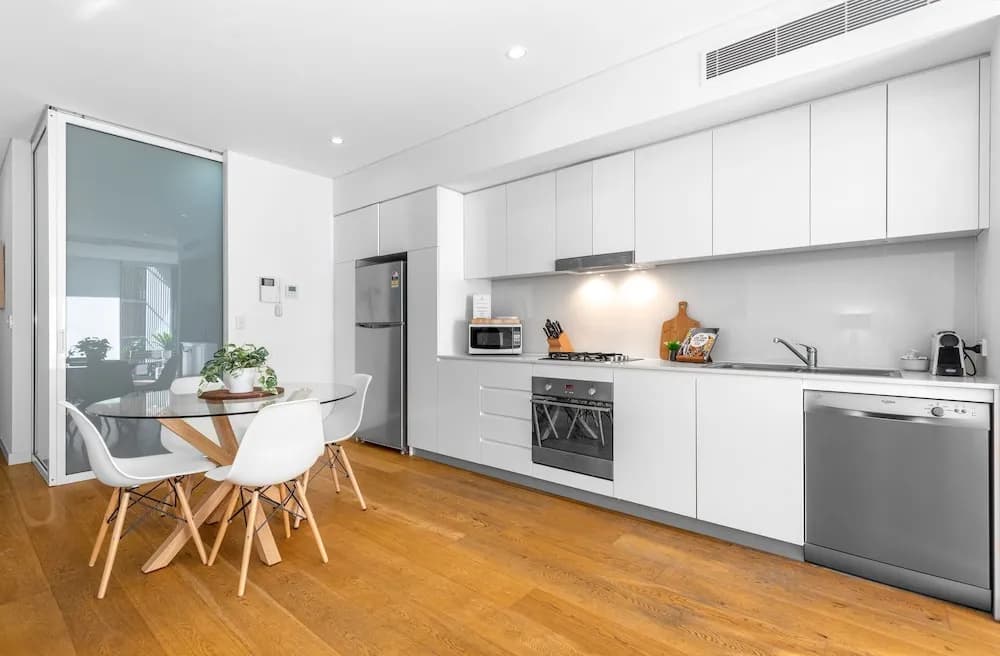 Waterloo St Apartments by Urban Rest - photo 10