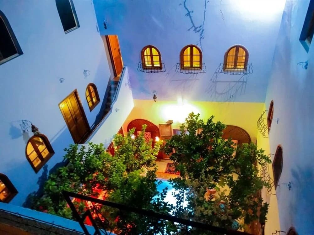 Le Feng Shui Pool and Spa - main photo