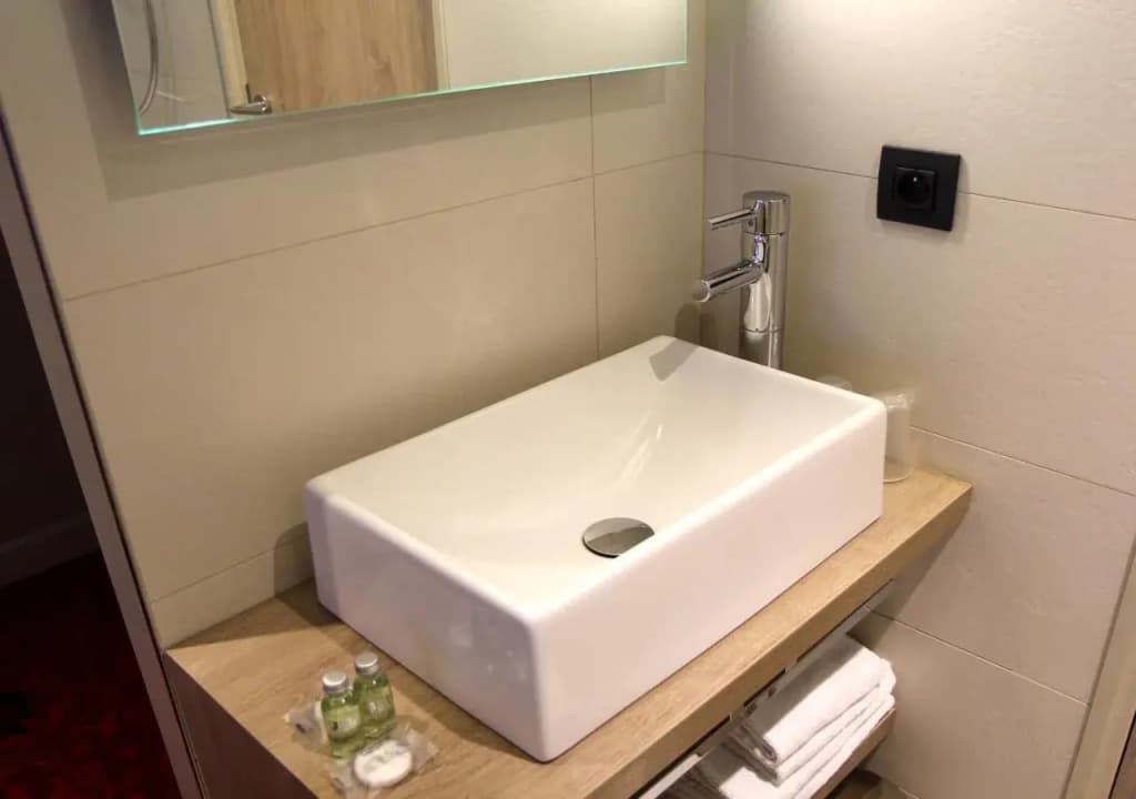 Le Montmartre Saint Pierre Hotel - photo 14