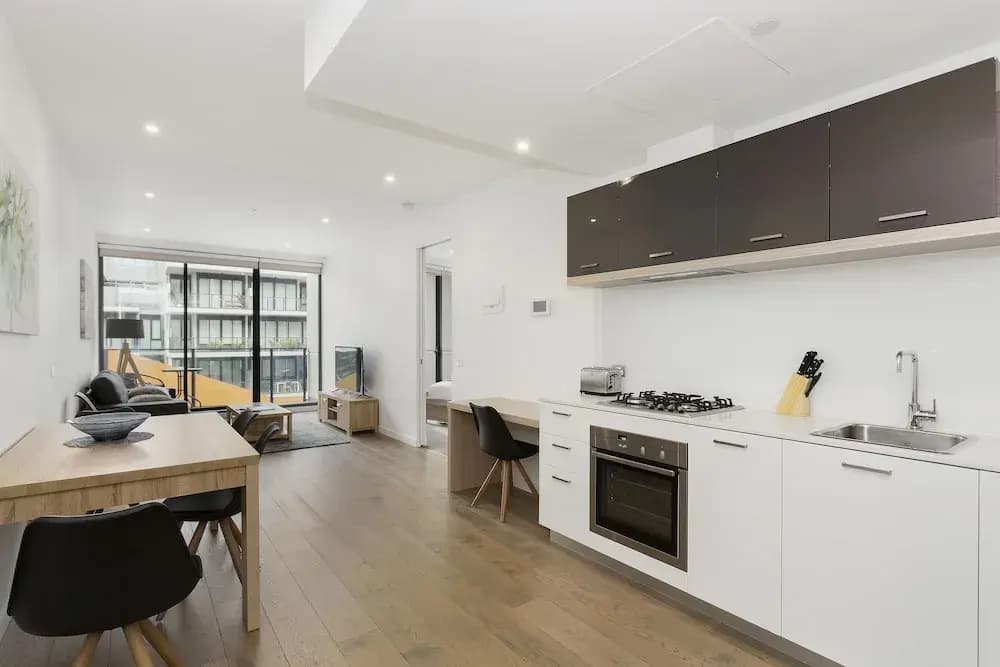 Sandy Hill Apartments by Ready Set Host - photo 6