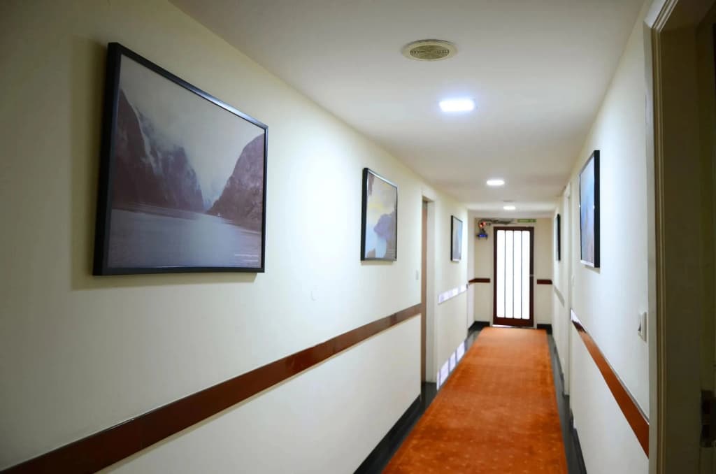 OYO 1801 Hotel Divine Inn - photo 9
