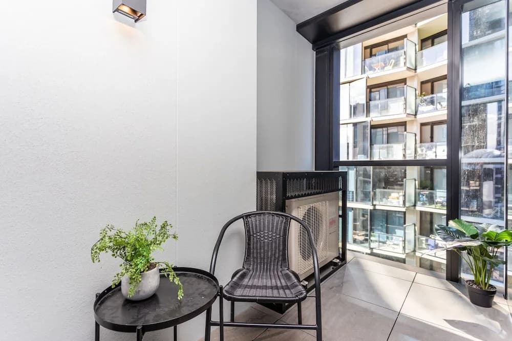 Claremont Apartments by Urban Rest - photo 17