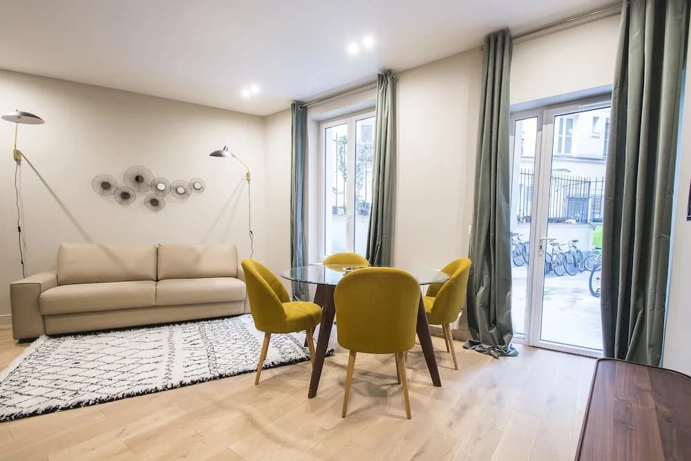 Luxury Apartment in Paris - République - photo 3