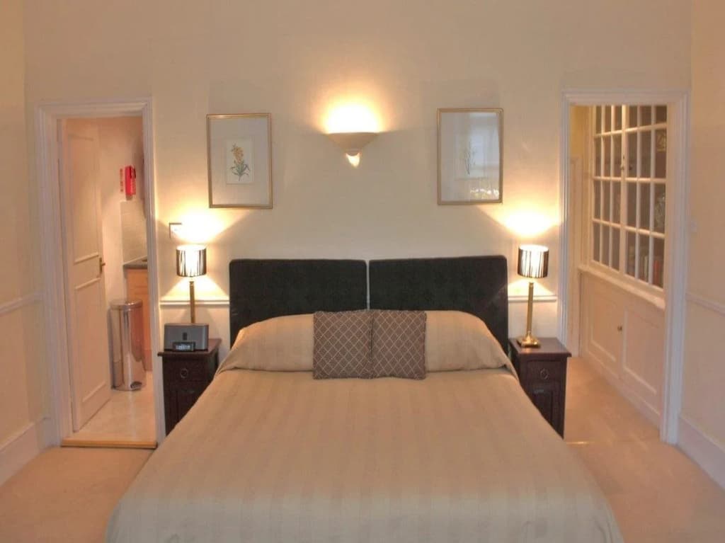 Kensington Court By Capital - photo 24