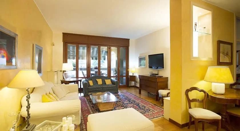 Stadium Apartment - photo 8