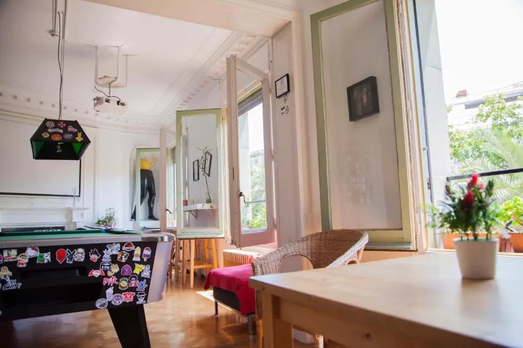 Wow Hostel Barcelona - photo 12