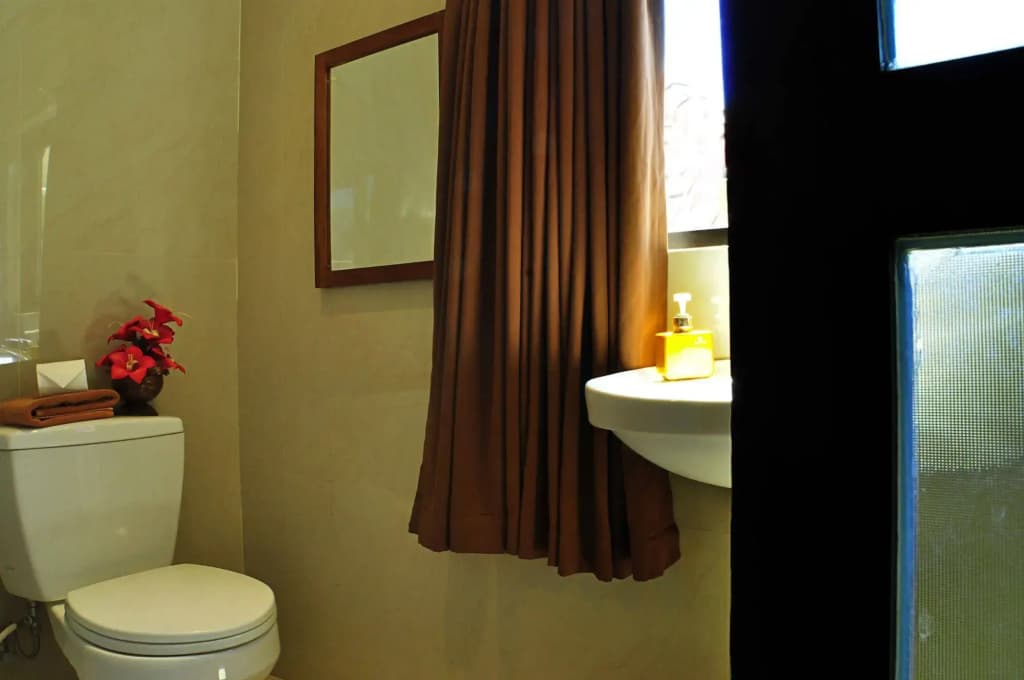 Guest House Matahari - photo 10