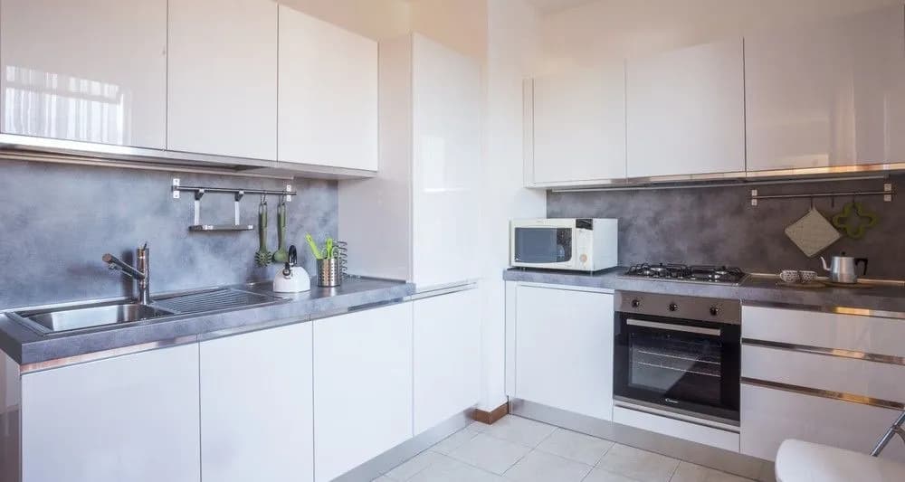 North Milan Flat - photo 15