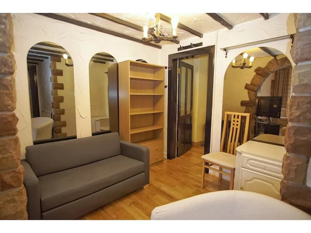 Spacious 2 Bedroom Flat, Leith Walk - photo 9