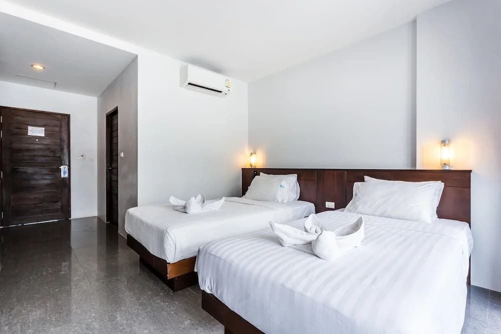 77 Bangla Hotel - photo 4