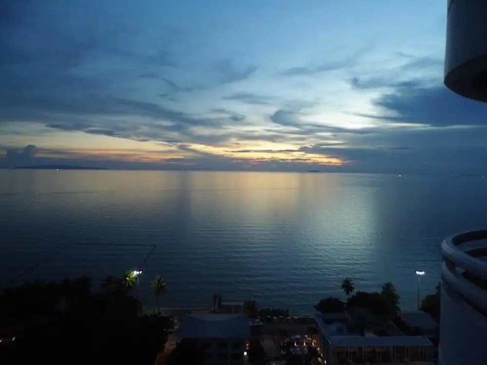 Cetus Beachfront Condo By Pong - photo 13