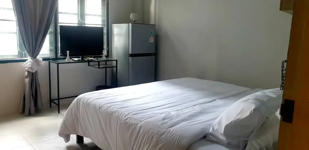 Asoke Montri Hostel - photo 7