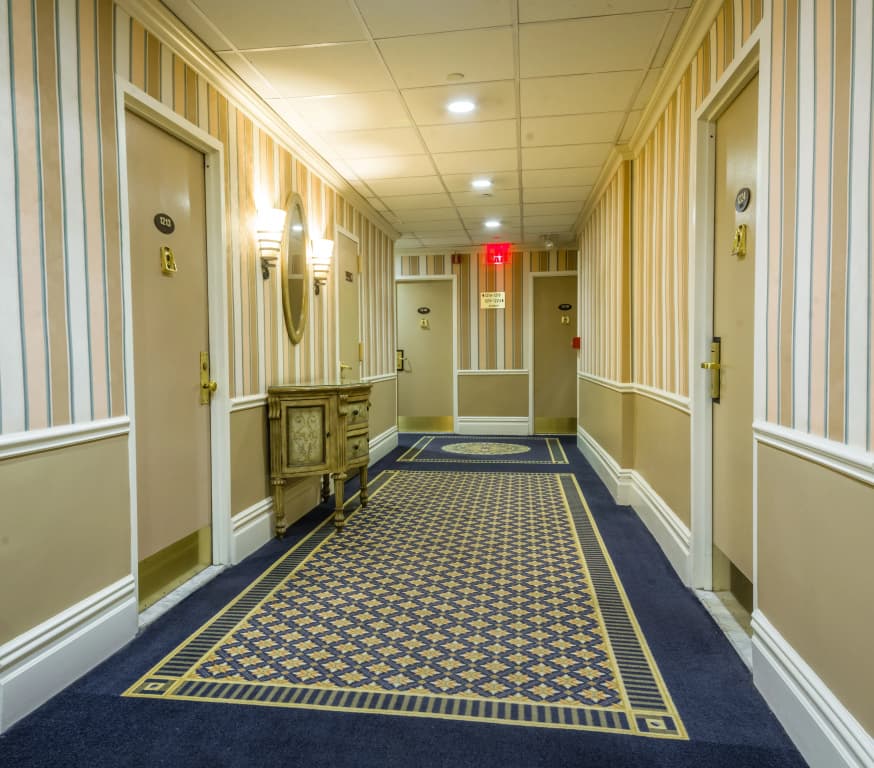 Wolcott Hotel - photo 12