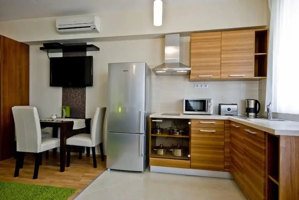 Corvin Lux Aparthotel - photo 19