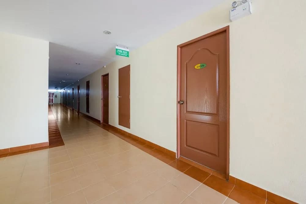 OYO 463 Tycoon Place - photo 11