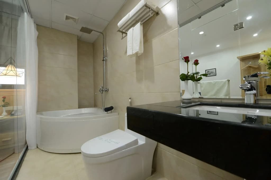 Blue Hanoi Inn City Hotel - photo 9