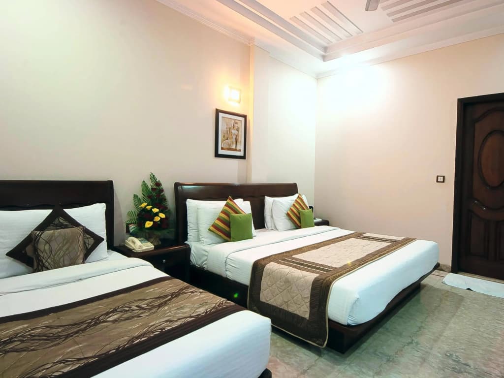 Hotel Sun City by OYO - photo 4