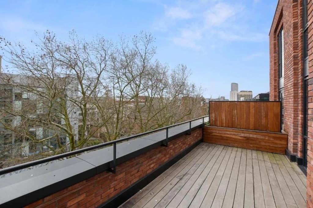 Whitfield Street Residences by Aeria Apartments - photo 14