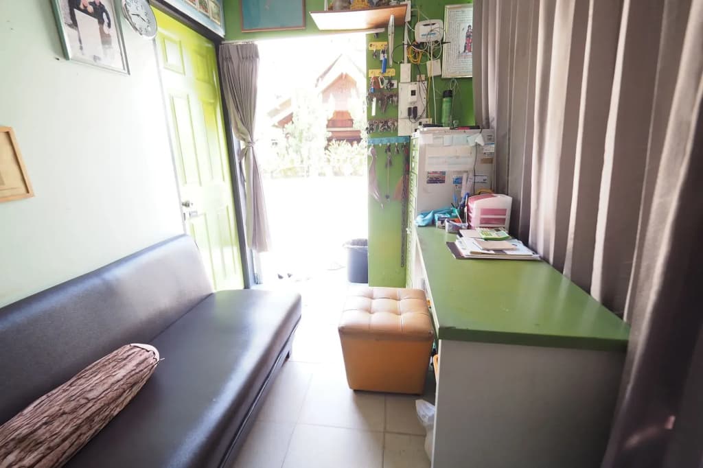 Popeye Guesthouse - photo 13